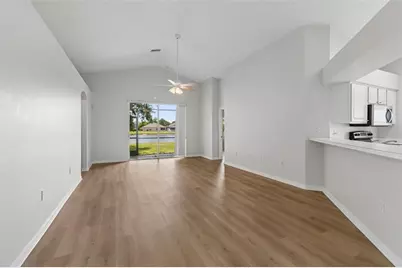 2222 Roanoke Springs Drive, Ruskin, FL 33570 - Photo 31