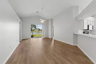 2222 Roanoke Springs Dr, Ruskin, FL 33570 - Photo 31