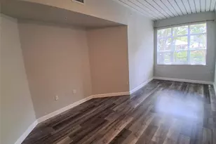 2402 W Azeele St, Tampa, FL 33609 - Photo 11