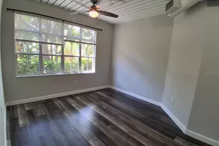 2402 W Azeele St, Tampa, FL 33609 - Photo 7