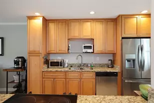 400 Larboard Way, Clearwater Beach, FL 33767 - Photo 7