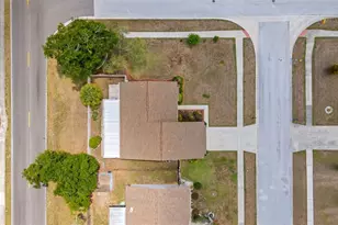 1836 Craven Dr, Seffner, FL 33584 - Photo 41