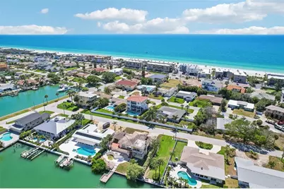 3203 Hibiscus Drive W, Belleair Beach, FL 33786 - Photo 59