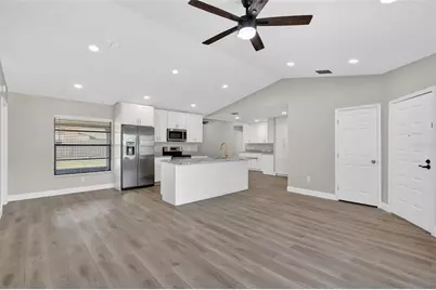 1510 Kestrel Way, Brandon, FL 33511 - Photo 7