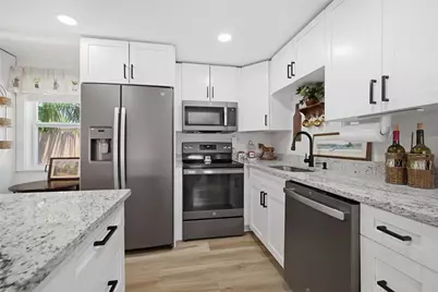 4120 Burlington Avenue N, Saint Petersburg, FL 33713 - Photo 23