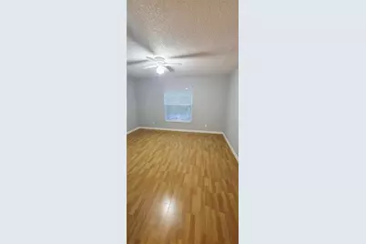 10225 N Ojus Drive, Tampa, FL 33617 - Photo 15