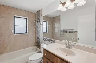2300 S Shore Dr SE, Saint Petersburg, FL 33705 - Photo 29