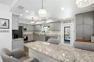 140 13th Ave NE, Saint Petersburg, FL 33701 - Photo 11
