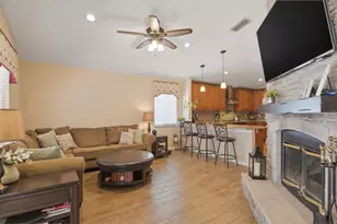 3228 Bentley Dr, Palm Harbor, FL 34684 - Photo 7