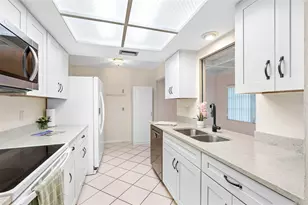 12200 Vonn Rd, Largo, FL 33774 - Photo 17