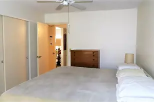 2457 Ecuadorian Way, Clearwater, FL 33763 - Photo 15