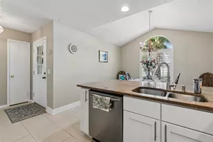 9702 Little Pond Way, Tampa, FL 33647 - Photo 9