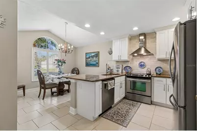 9702 Little Pond Way, Tampa, FL 33647 - Photo 5