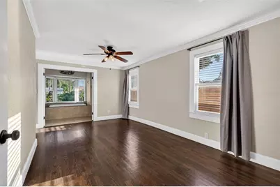2419 Dartmouth Avenue N, Saint Petersburg, FL 33713 - Photo 13