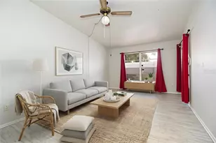 7115 Parkside Villas Dr N, Saint Petersburg, FL 33709 - Photo 7