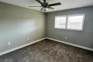 2727 75th St W, Bradenton, FL 34209 - Photo 9