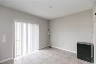 10257 Carloway Hills Dr, Wimauma, FL 33598 - Photo 11