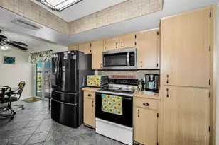 2907 Whispering Dr N, Largo, FL 33771 - Photo 15