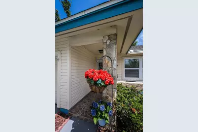 2907 Whispering Drive N, Largo, FL 33771 - Photo 7
