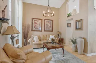 1804 River Crossing Dr, Valrico, FL 33596 - Photo 9