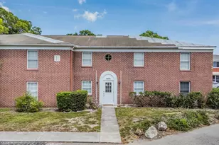 8565 12th Way N, Saint Petersburg, FL 33702 - Photo 1