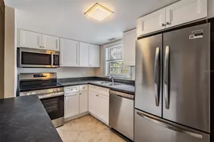 8565 12th Way N, Saint Petersburg, FL 33702 - Photo 17