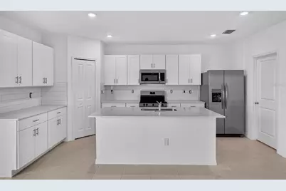 18047 Mellon Street, Parrish, FL 34219 - Photo 9