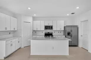 18047 Mellon St, Parrish, FL 34219 - Photo 9