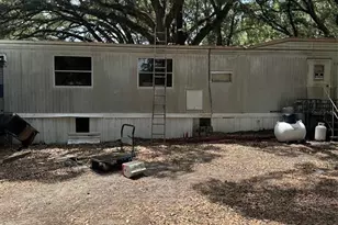 9068 SE 12th Dr, Webster, FL 33597 - Photo 1