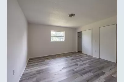 916 Gillespie Street, Englewood, FL 34223 - Photo 15