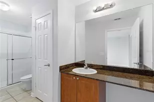 8208 Downpatrick Ct, Tampa, FL 33610 - Photo 15