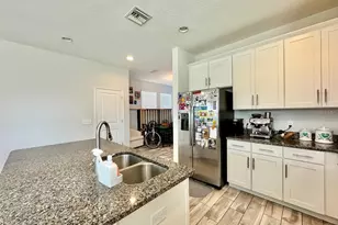 2951 W Cherry St, Tampa, FL 33607 - Photo 11