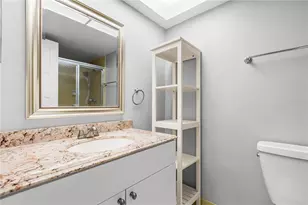 4915 Bay Street NE, Saint Petersburg, FL 33703 - Photo 13