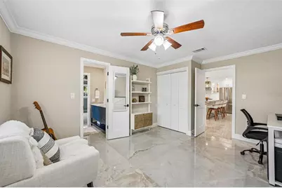 2032 Massachusetts Avenue NE, Saint Petersburg, FL 33703 - Photo 45