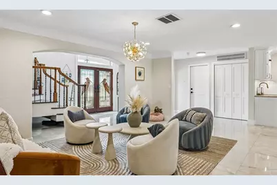 2032 Massachusetts Avenue NE, Saint Petersburg, FL 33703 - Photo 9