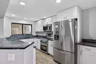 1290 Gulf Blvd, Clearwater Beach, FL 33767 - Photo 17
