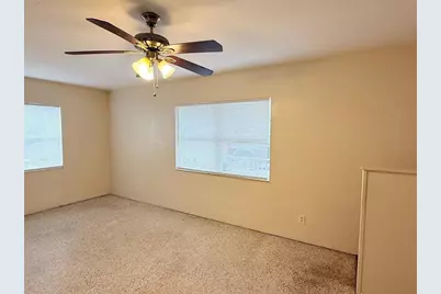 4819 Haines Road N, Saint Petersburg, FL 33714 - Photo 5