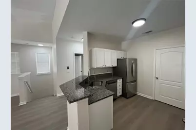18105 Villa Creek Drive, Tampa, FL 33647 - Photo 9