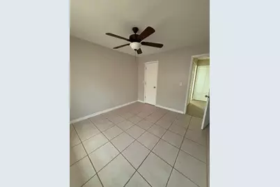 5109 Lawnton Court, Tampa, FL 33624 - Photo 13