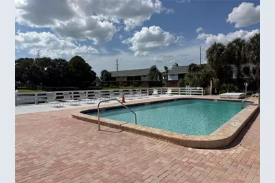 200 Country Club Drive #1505, Largo, FL 33771 - Photo 9