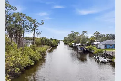 425 Cheshire Street, Port Charlotte, FL 33953 - Photo 3