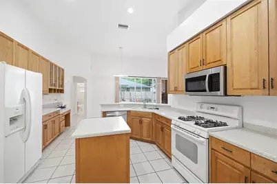 10209 Shadow Branch Drive, Tampa, FL 33647 - Photo 19