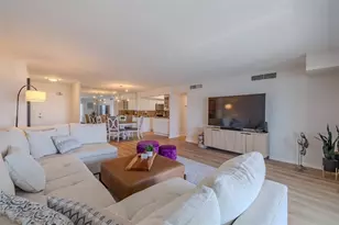 10355 Paradise Blvd, Treasure Island, FL 33706 - Photo 19