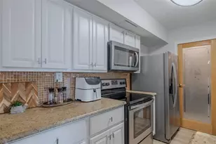 10355 Paradise Blvd, Treasure Island, FL 33706 - Photo 13