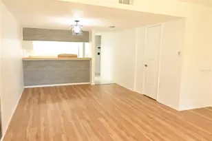 9209 Seminole Blvd, Seminole, FL 33772 - Photo 5