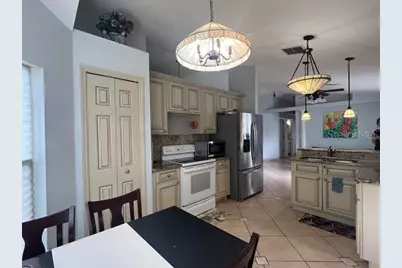 4125 Hampshire Village Court, Orlando, FL 32822 - Photo 5