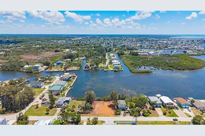 6646 Seaview Boulevard, Hudson, FL 34667 - Photo 17