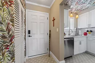 5935 30th Ave S, Gulfport, FL 33707 - Photo 9