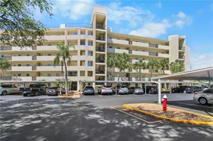 225 Country Club Dr, Largo, FL 33771 - Photo 1