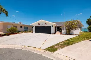11055 4th St E, Treasure Island, FL 33706 - Photo 33